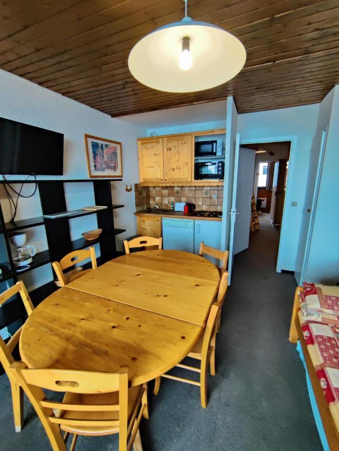 Ski-in Ski-out 52 Apartment